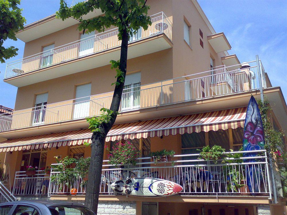 Hotel Villa Elia Rimini Exterior photo