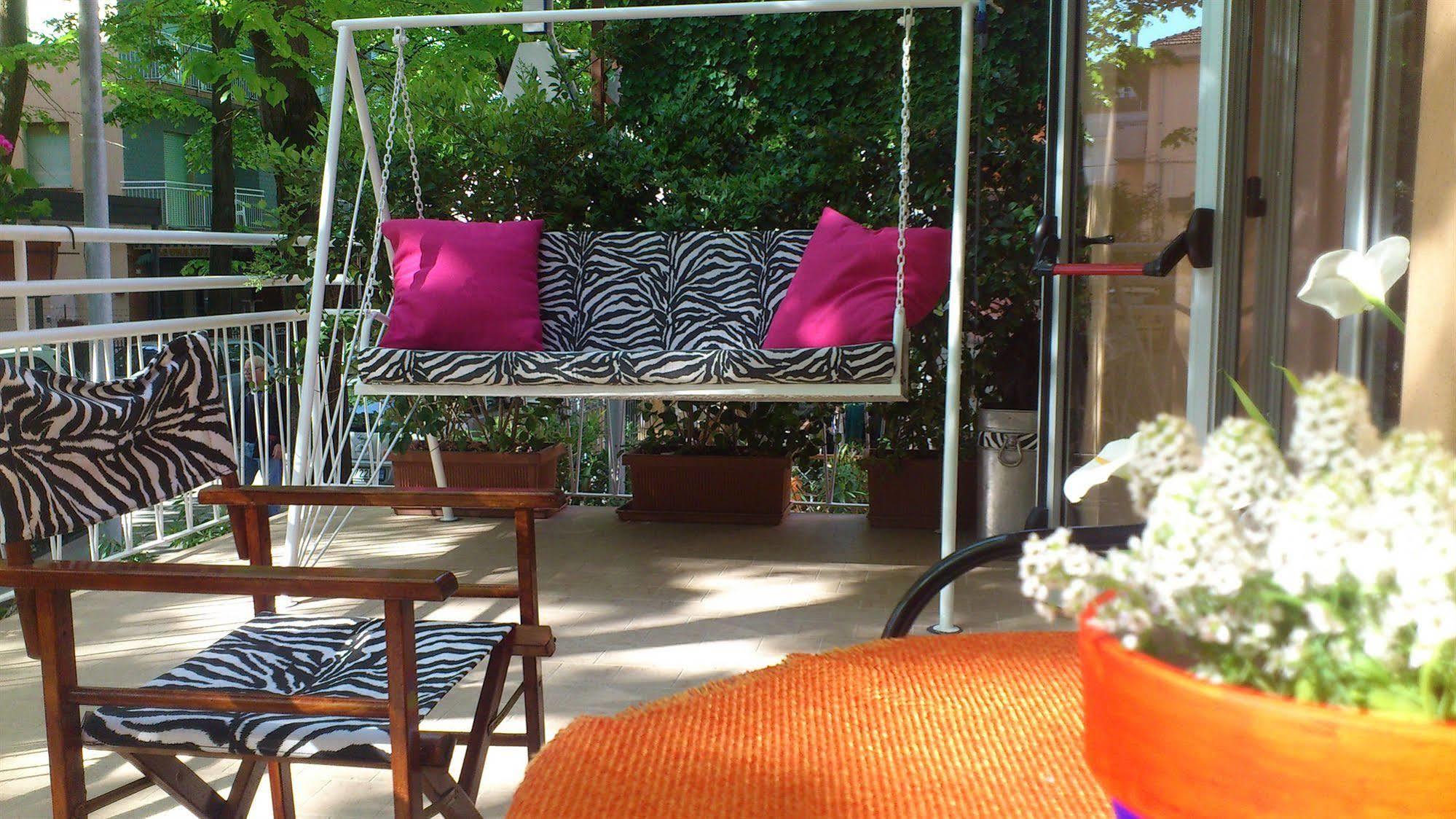 Hotel Villa Elia Rimini Exterior photo